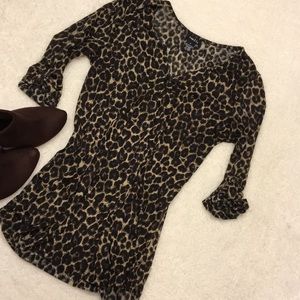 Leopard print blouse 3/4 sleeve